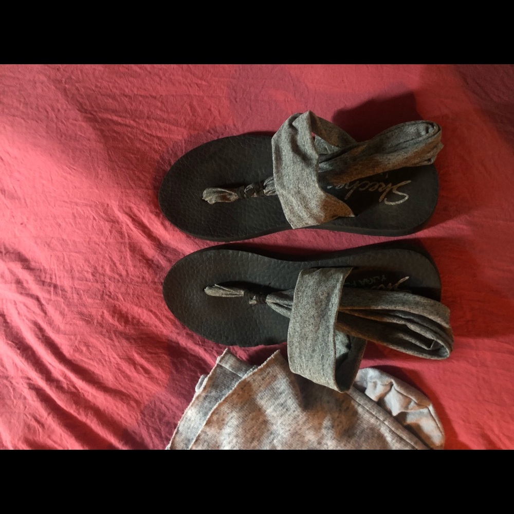 Sandles
